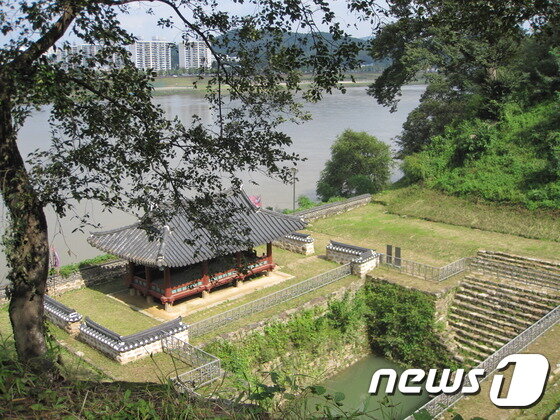 본문 이미지 - 고마나루명승길(한국관광공사 제공) ⓒ News1