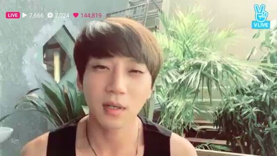 본문 이미지 - 황치열이 V앱을 진행했다. ⓒ News1star/ V앱