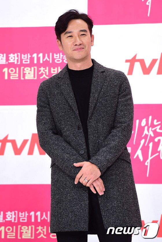 본문 이미지 - 엄태웅 측이 성폭행 피소와 관련해 입장을 전달했다. ⓒ News1star DB