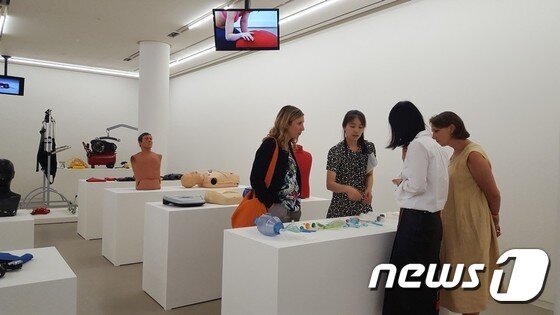 본문 이미지 - 정금형 개인전 '개인소장품' 전시전경ⓒ News1