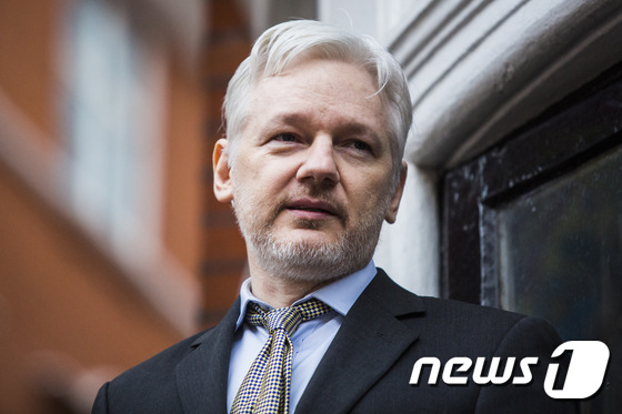 폭로전문매체 위키리크스 창립자 줄리안 어산지. © AFP=뉴스1 자료 사진