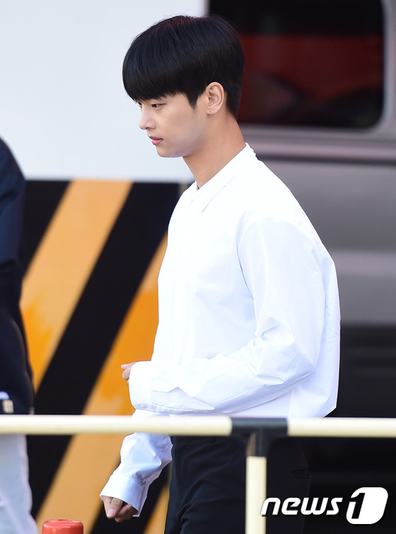 (고양=뉴스1스타) 권현진 기자 = 빅스 엔이 29일 오전 고양실내체육관에서 열린 추석특집 2016 아이돌스타 육상 리듬체조 풋살 양궁 선수권대회에 참석하고 있다.