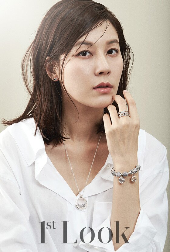 본문 이미지 - 김하늘이 결혼 이후 부드러워졌다는 말을 많이 듣는다고 했다. ⓒ News1star / 퍼스트룩
