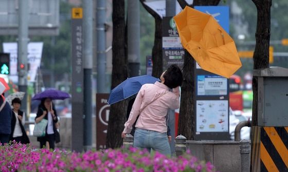 인천에 강풍주의보·서해 먼바다 풍랑주의보 발령