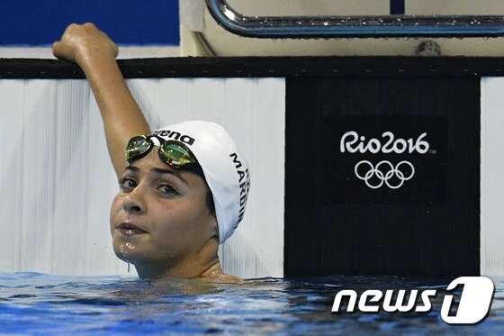 본문 이미지 - 난민 대표로 2016 리우 올림픽에 출전한 유스라 마르디니. ⓒ AFP=News1