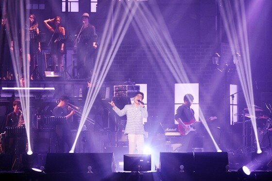 본문 이미지 - 김연우가 콘서트 마지막곡을 부르며 잠시 눈물을 보였다. ⓒ News1star / 딜라잇컴퍼니주식회사