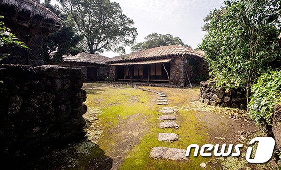 본문 이미지 - 성읍민속마을. (성읍민속마을 제공) 2016.09.12/뉴스1 ⓒ News1