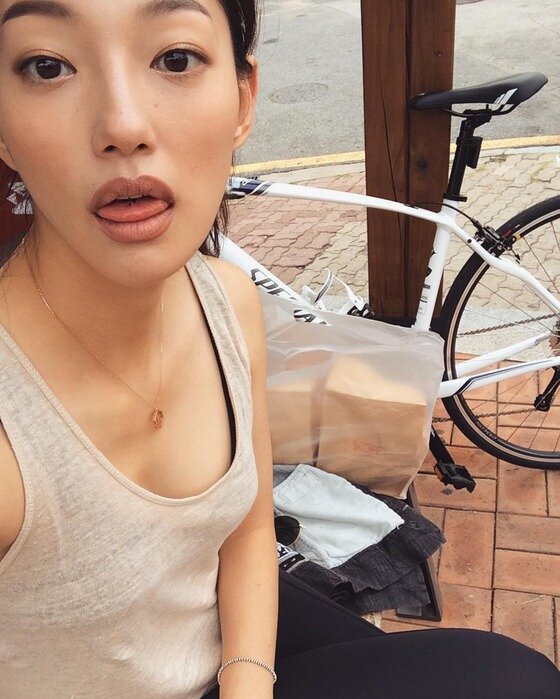 본문 이미지 - 이엘이 섹시미를 과시했다. ⓒ News1star/ 이엘 인스타그램