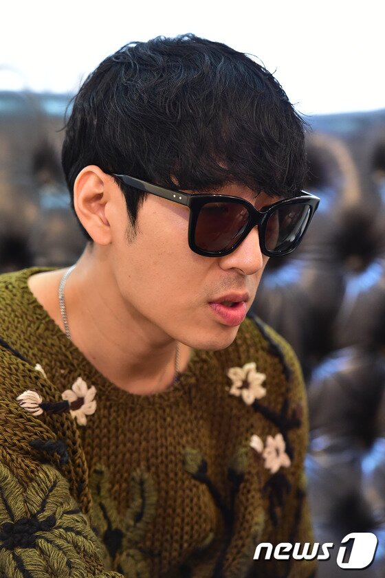 본문 이미지 - 고태용 디자이너가 최근 서울 강남구 신사동 비욘드 클로젯 사무실에서 뉴스1과 인터뷰를 하고 있다. /뉴스1 ⓒ News1 박재만 인턴기자