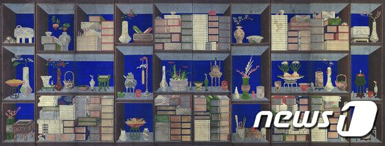 본문 이미지 - 책거리 10폭 병풍, 개인소장 (현대화랑 제공0 ⓒ News1