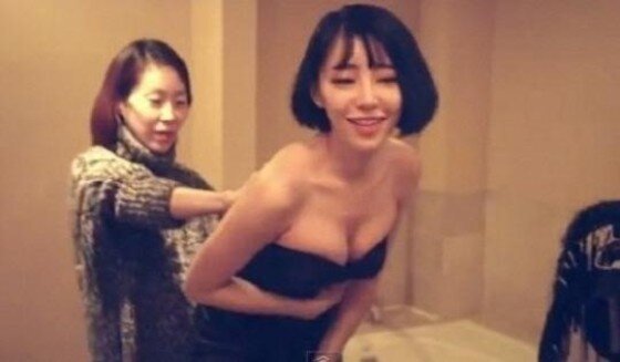 본문 이미지 - 가인이 아질한 볼륨감을 자랑했다. ⓒ News1star / '진실 혹은 대담' 티저 캡처