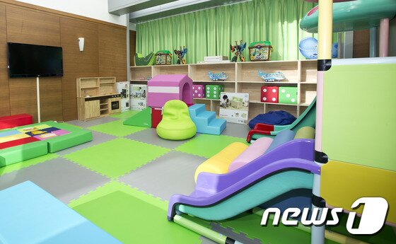 본문 이미지 - 강원 정선 강원랜드 컨벤션호텔 놀이방. (강원랜드 제공) 2017.1.11/뉴스1 ⓒ News1 하중천 기자