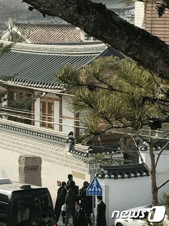 본문 이미지 - 비, 김태희가 서울 가회동 성당에서 비공개로 결혼식을 올린다. ⓒ News1star / 권현진 기자