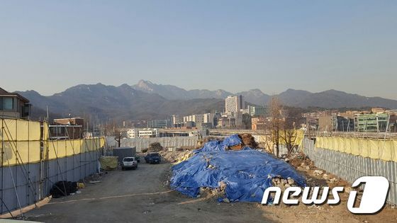 본문 이미지 - 철거된 정릉스카이아파트(성북구 제공) 2017.1.20ⓒ News1