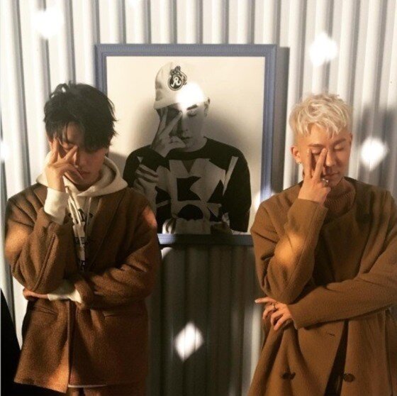 본문 이미지 - 샘김, 로꼬는 25일 0시 리메이크곡 'Think About' Chu(띵크 어바웃 츄)'를 공개했다. ⓒ News1star/ 안테나 SNS