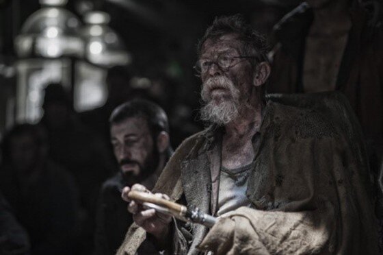 본문 이미지 - 배우 존 허트가 사망해 애도의 물결이 이어지고 있다. ⓒ News1star/ 영화 '설국열차 '스틸컷 