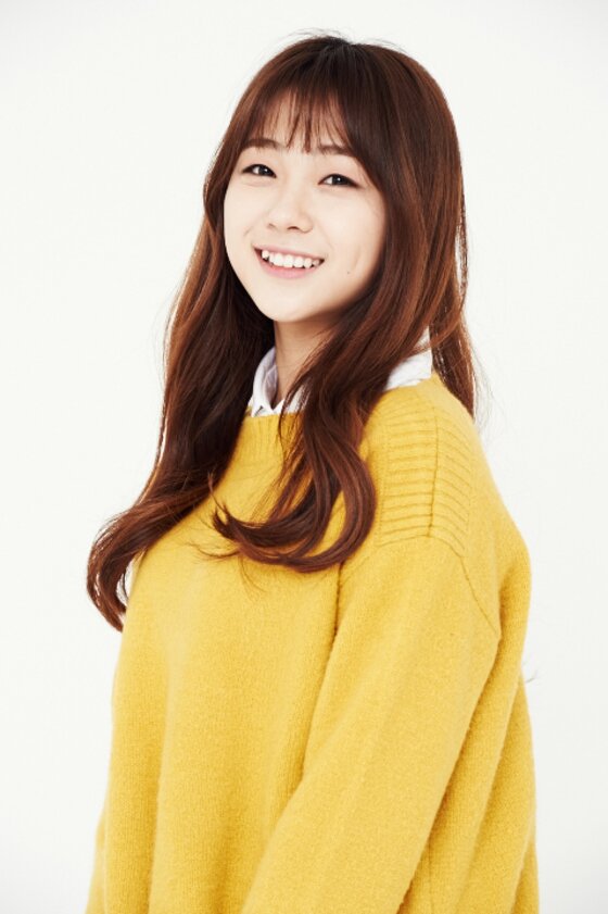 본문 이미지 - 아리는 인터뷰 내내 엉뚱한 매력을 발산했다. ⓒ News1star / 차이코엔터테인먼트