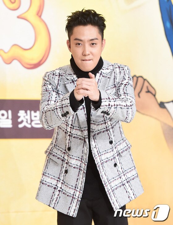 본문 이미지 - 은지원이 4일 오전 서울 영등포구 영등포동 아모리스 타임스퀘어점에서 열린 tvN 예능프로그램 \'신서유기 3\' 제작발표회에 참석해 포즈를 취하고 있다. ⓒ News1star/ 권현진 기자