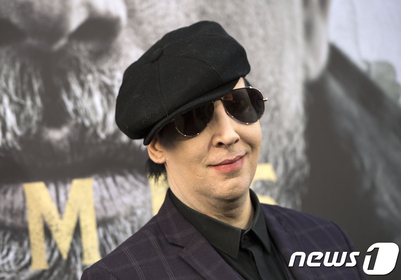 본문 이미지 - 가수 마릴린 맨슨. ⓒ AFP=뉴스1 자료 사진