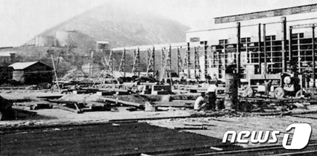 (서울=뉴스1) = 환경부 산하 한국환경공단은 1일 충남 서천군 옛 장항제련소 인근 송림숲 일대에 국내 최초 '위해성 저감조치 대안공법'을 적용한 토양복원을 추진한다고 밝혔다. 1 …