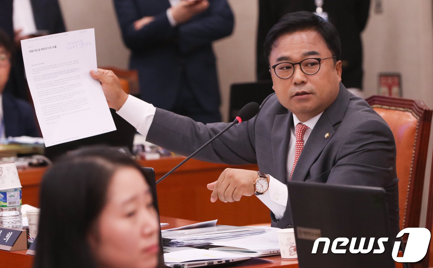 본문 이미지 - 권석창 자유한국당 의원. 2017.10.12/뉴스1 ⓒ News1 D.B