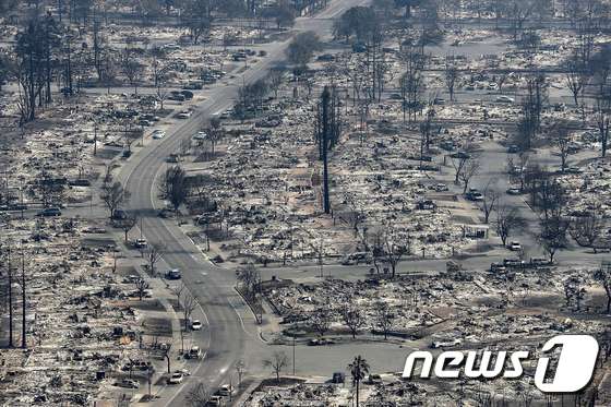[사진] 죽음의 도시로 변한 캘리포니아 산타로사