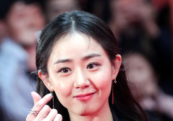 배우 문근영, 9년 만에 대학로 출격…연극 '오펀스' 3월 개막