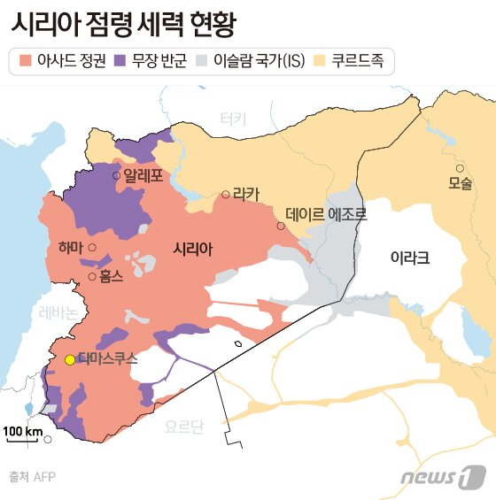 본문 이미지 - 국제연합군의 지원을 받는 시리아민주군(SDF)이 17일(현지시간) 이슬람국가(IS)의 '자칭 수도'였던 시리아 라카 탈환을 발표했다. ⓒ News1 이은주 디자이너