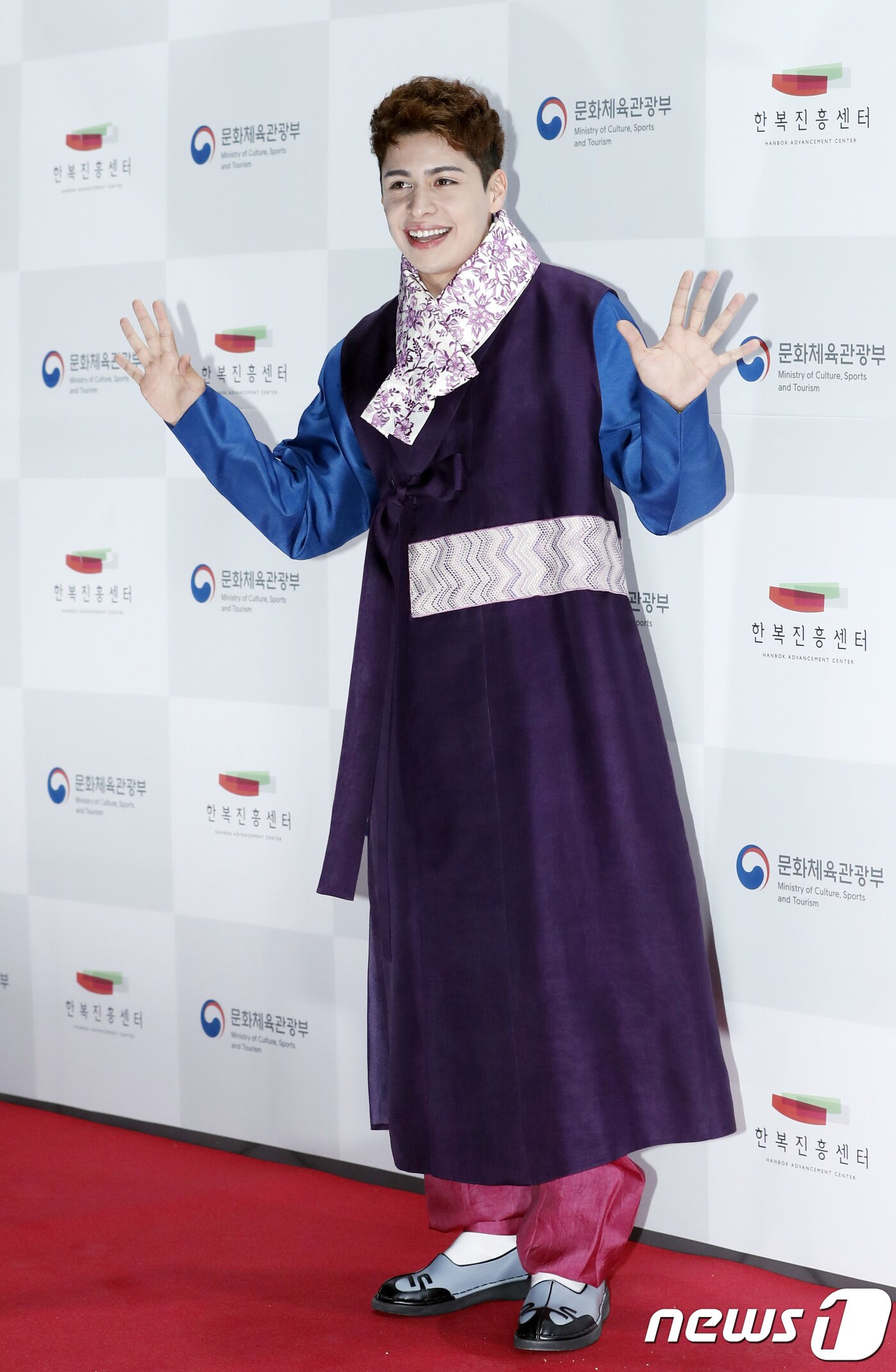 본문 이미지 - 방송인 크리스티안 부르고스 2017.10.20./뉴스1 ⓒ News1 권현진 기자