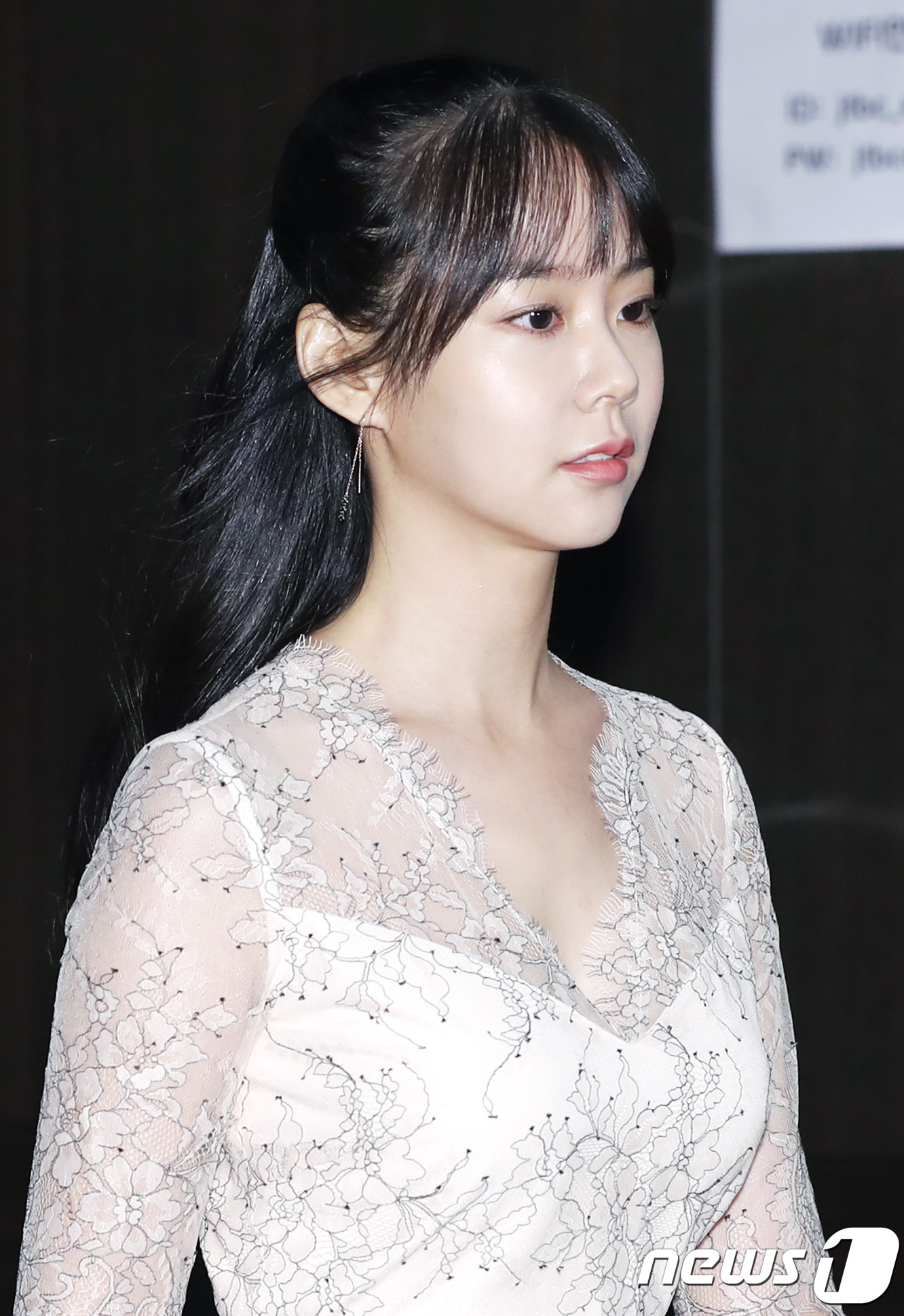 (방송=뉴스1) 권현진 기자 = 배우 한승연이 23일 오후 서울 상암jtbc에서 열린 드라마 ‘막판 로맨스’ 제작발표회에 참석하고 있다. 2017.10.23./뉴스1