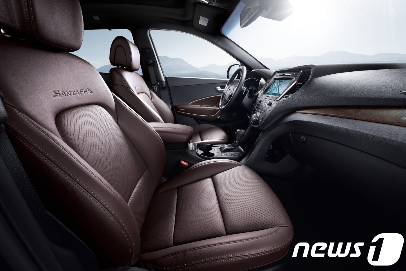 본문 이미지 - 현대차 '2018 싼타페' 실내ⓒ News1