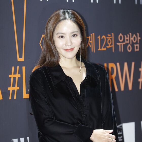 박지윤, JDB 떠난다 "중도 계약 해지 요청…합의하에 잔금 반환하고 마무리"