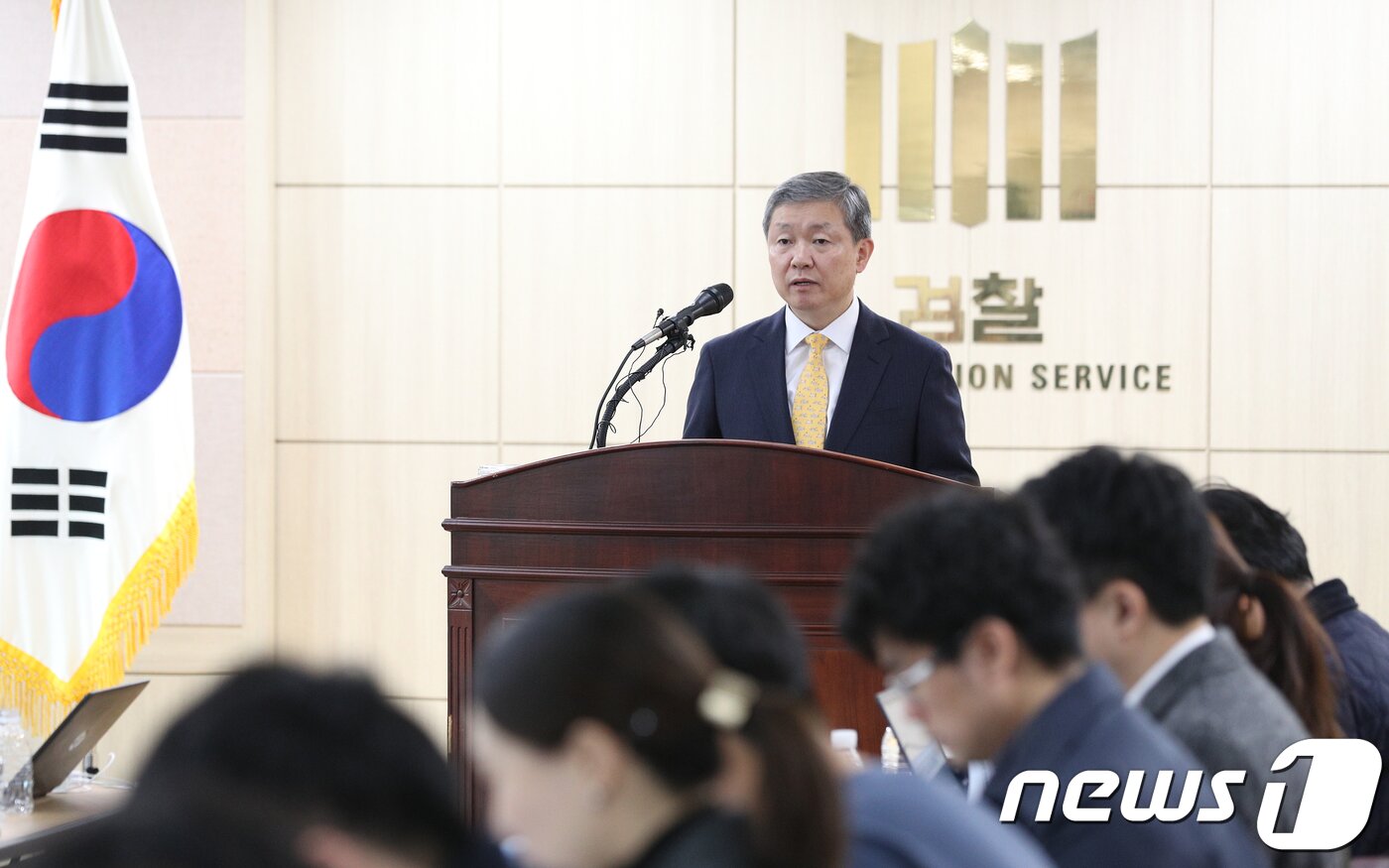 본문 이미지 - 1일 오전 서울 도봉구 서울북부지방검찰청에서 박성진 차장 검사가 '어금니 아빠' 이영학 수사 결과를 발표하고 있다.  2017.11.1/뉴스1 ⓒ News1 신웅수 기자