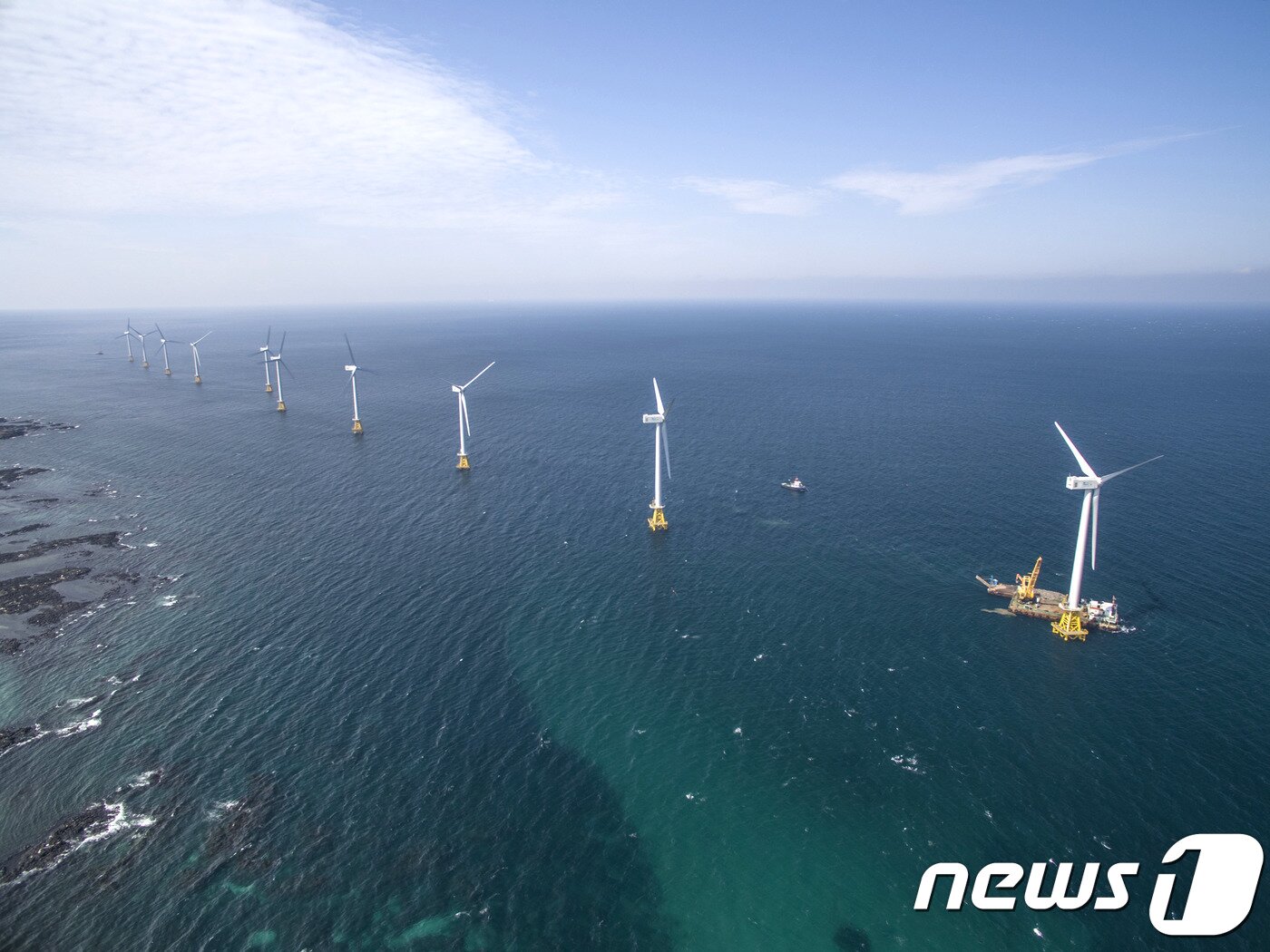 본문 이미지 - 제주시 한경면 두모리 탐라해상풍력발전단지 전경.ⓒ News1