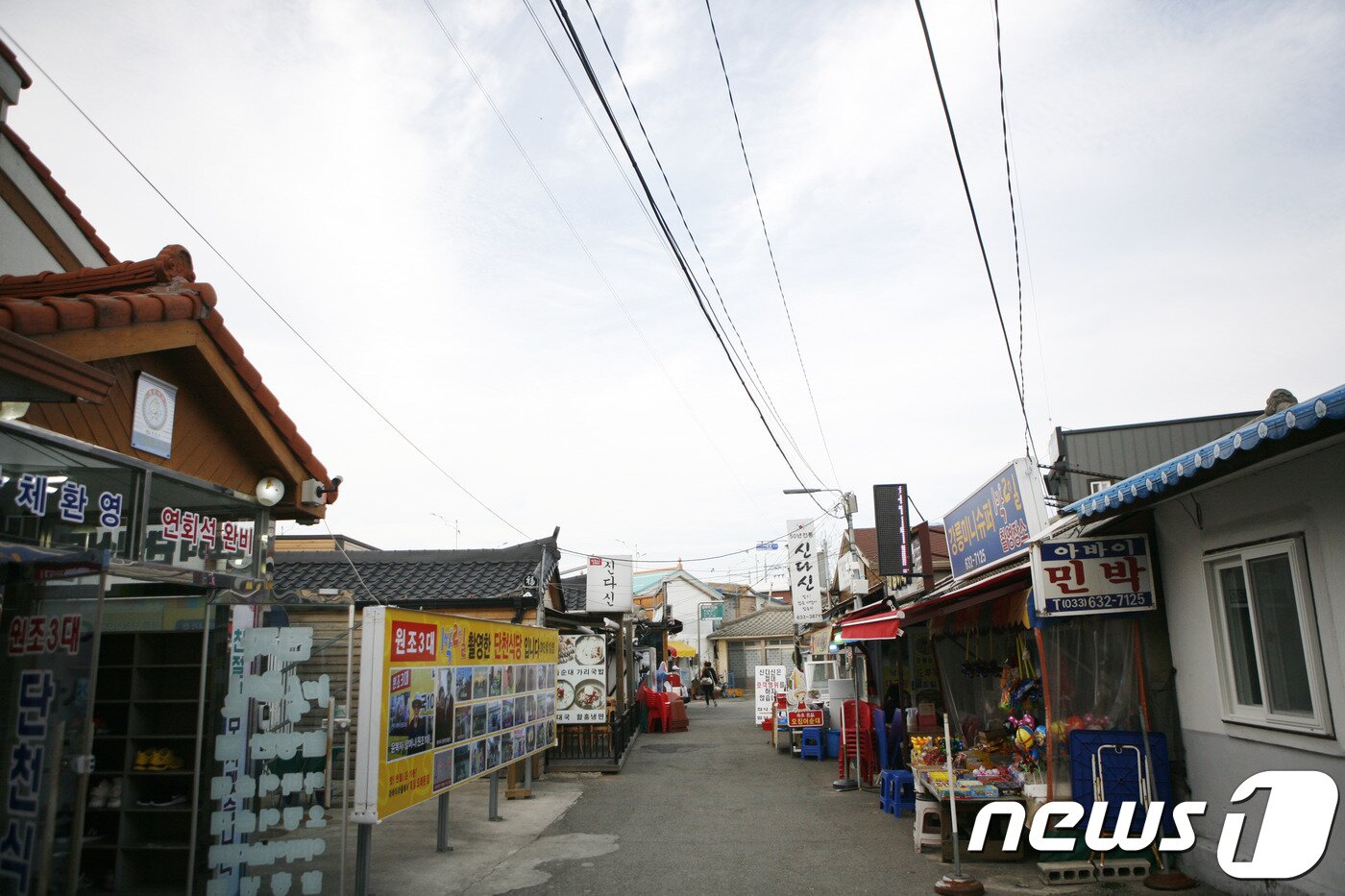 본문 이미지 - 아바이마을 순댓국 골목 ⓒ News1