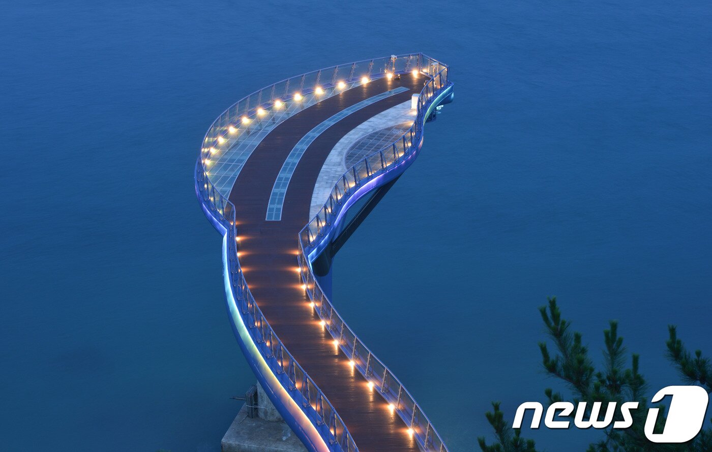 본문 이미지 - 청사포다릿돌전망대 야경ⓒ News1