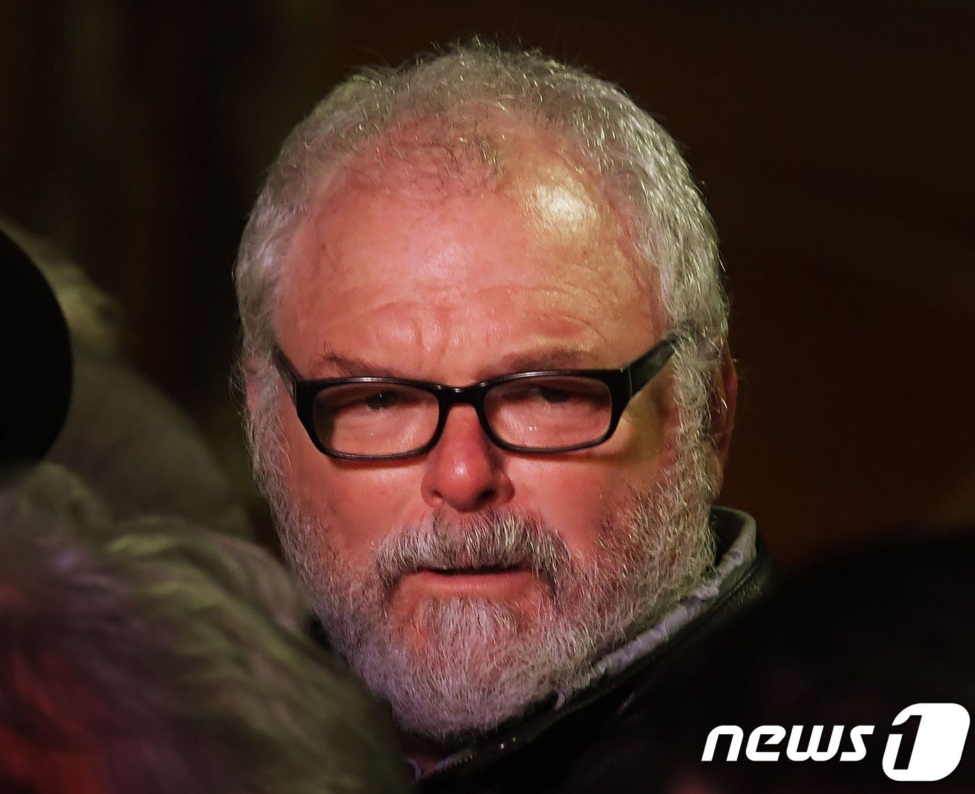 본문 이미지 - 5일(현지시간) 텍사스 총기난사 사건에서 범인을 총기로 제압한 '시민영웅' 스티븐 와일포드. ⓒ AFP=뉴스1