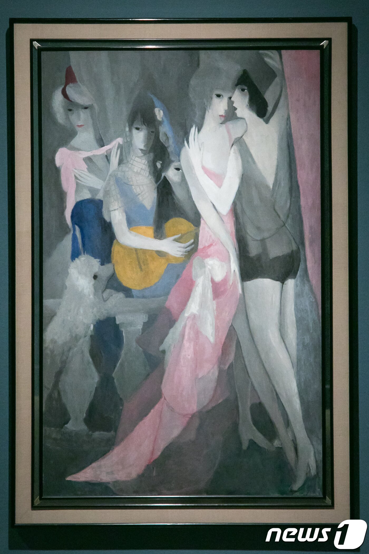 본문 이미지 - '춤'은 마리 로랑생이 1919년에 그린 작품이다.  2017.12.8/뉴스1 ⓒ News1 박정환 기자