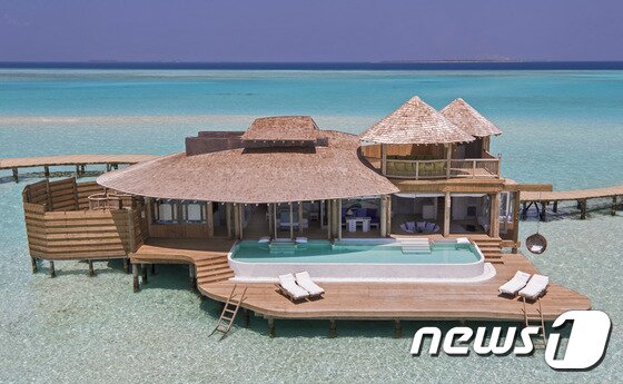 본문 이미지 - 오버워터 빌라<사진=소네바 자니>ⓒ News1