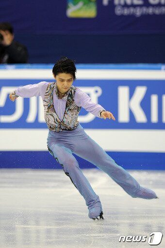 본문 이미지 - 집중하는 모습의 하뉴 유즈루./뉴스1 DB ⓒ News1 서근영 기자