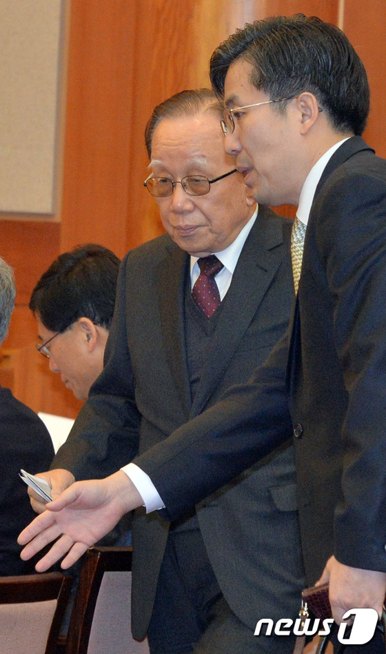 박 대통령 법률대리인단에 합류한 정기승 전 대법관