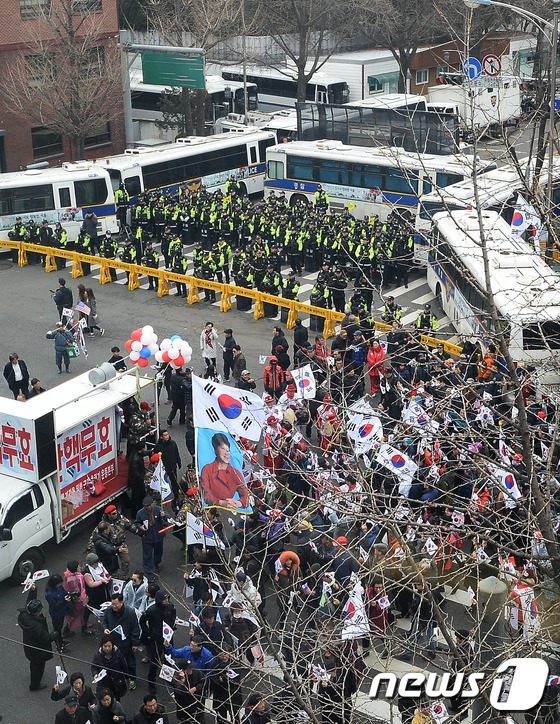 박근혜 대통령 응원하는 보수단체