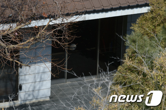 [탄핵인용] 박 전 대통령 자택