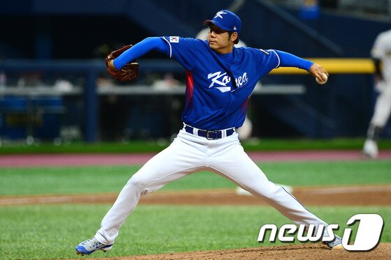 본문 이미지 - 2017 WBC 대표팀의 좌완 에이스 장원준. 2017.3.2/뉴스1 ⓒ News1 임세영 기자
