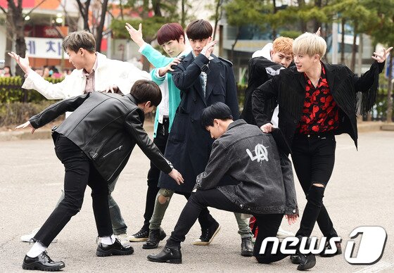 본문 이미지 - 몬스타엑스가 올해에도 열심히 하겠다는 각오를 전했다. ⓒ News1star 권현진 기자