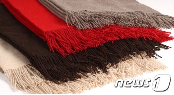 본문 이미지 - 알파카 모(毛)로 만들어진 목도리. 페루관광청 제공.ⓒ News1