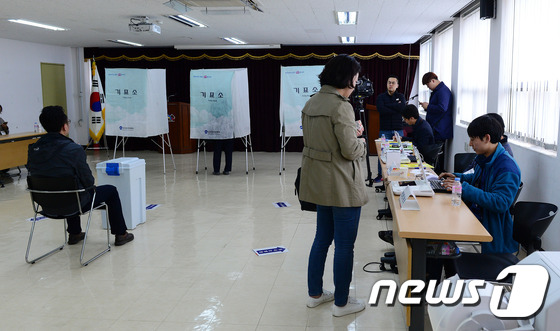 한국당, 대선 경선 책임당원 현장투표