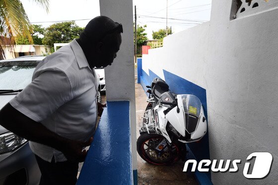 본문 이미지 - 2008년 베이징올림픽 남자 높이뛰기 은메달리스트 저메인 메이슨이 교통사고로 사망했다. 메이슨이 사고를 낸 오토바이.ⓒ AFP=News1