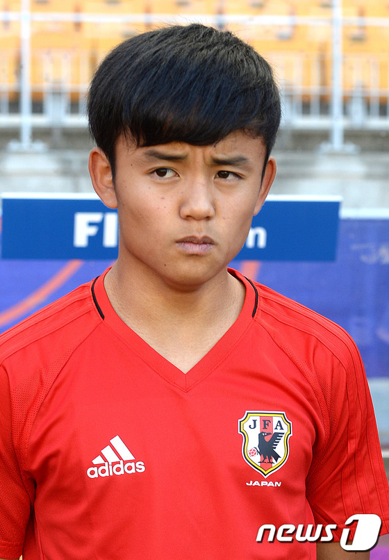 (수원=뉴스1) 오장환 기자 = 21일 오후 경기도 수원시 팔달구 수원월드컵경기장에서 열린 'FIFA U-20 월드컵 코리아 2017' D조 남아프리카공화국과 일본의 경기에서 일본 …