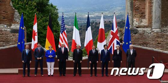 [사진] 한자리에 모인 G7 정상들
